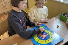 09f18f3e-7404-446d-aa29-1b1cef684895