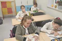 ca138527-241e-4d09-b9e6-596c7563cda4